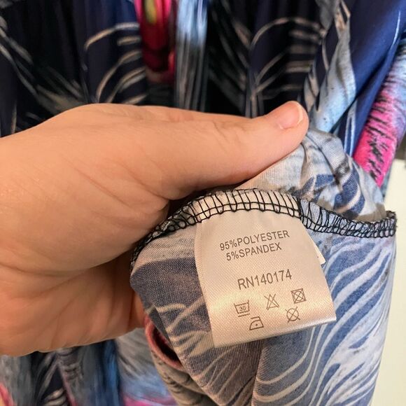 Beautiful detail, Reborn long sleeve dress. Women’s size extra large. - Picture 2 of 6